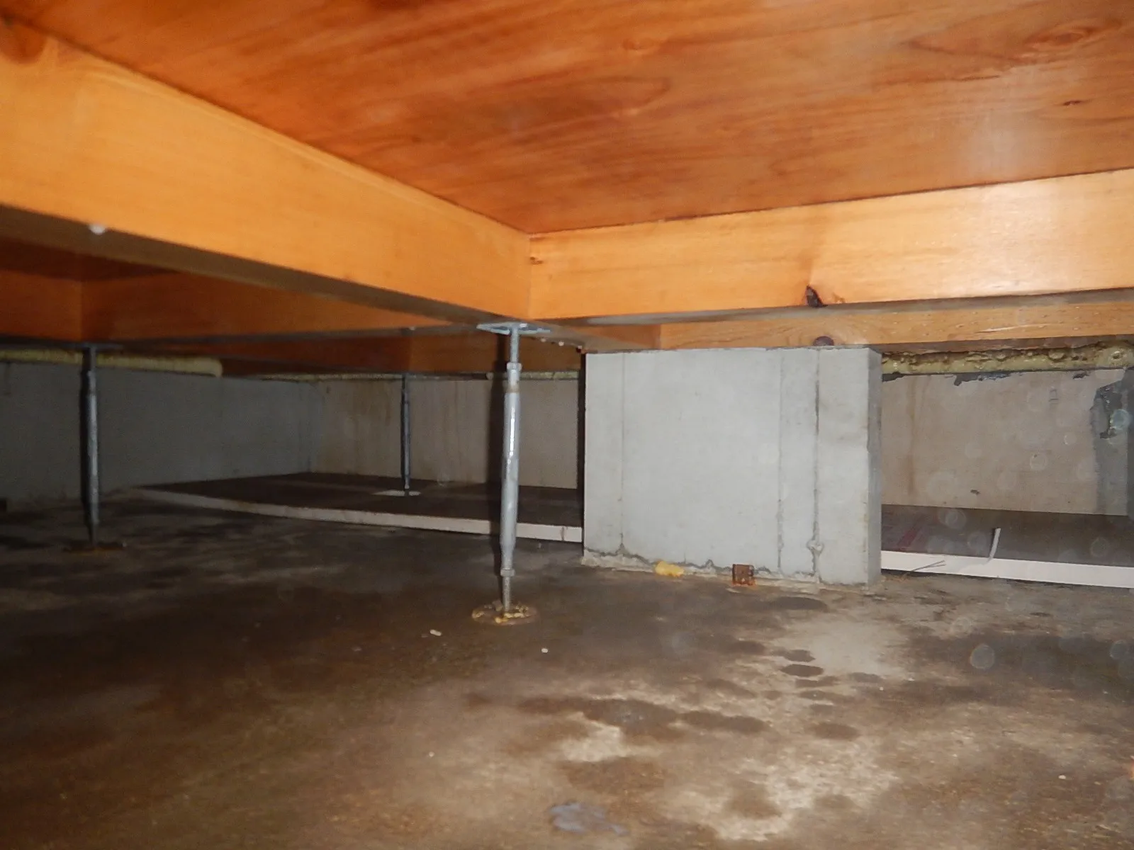 床下ベタ基礎含む防カビ施工