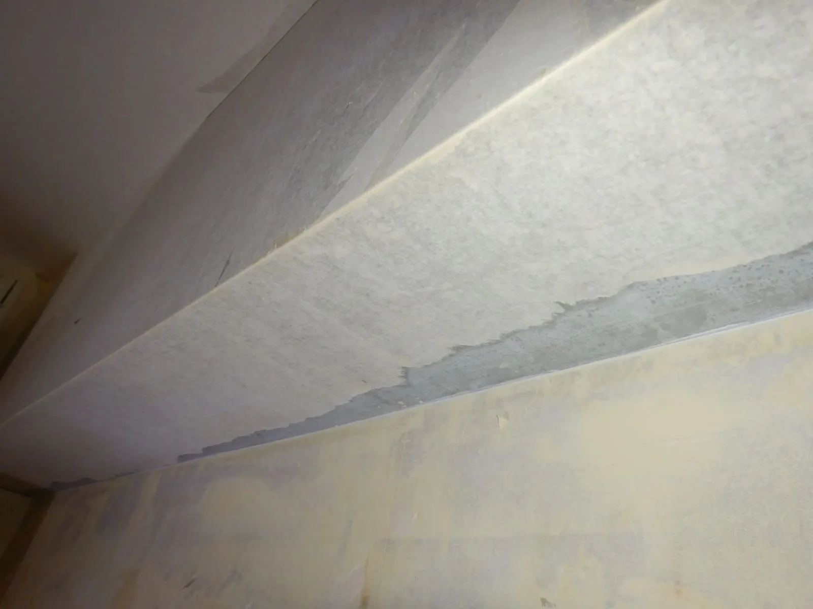 コンクリート梁②の乾燥後