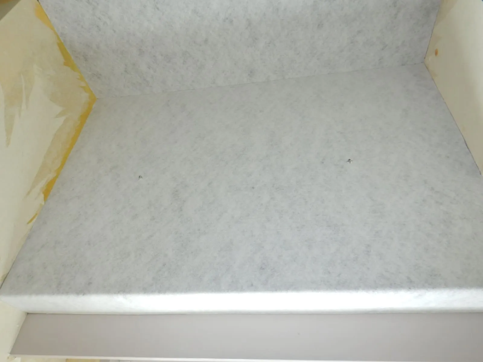 コンクリート梁①結露対策用シート貼り