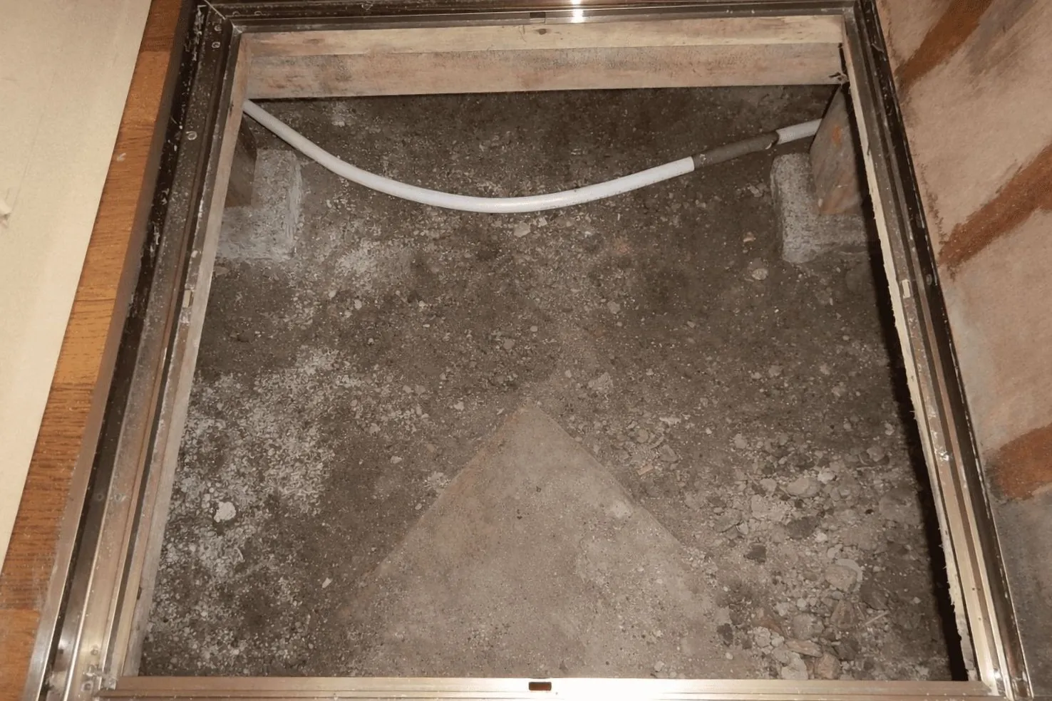 床下防カビ工事は「潜れるかどうか」から始まります｜まずは相談してください