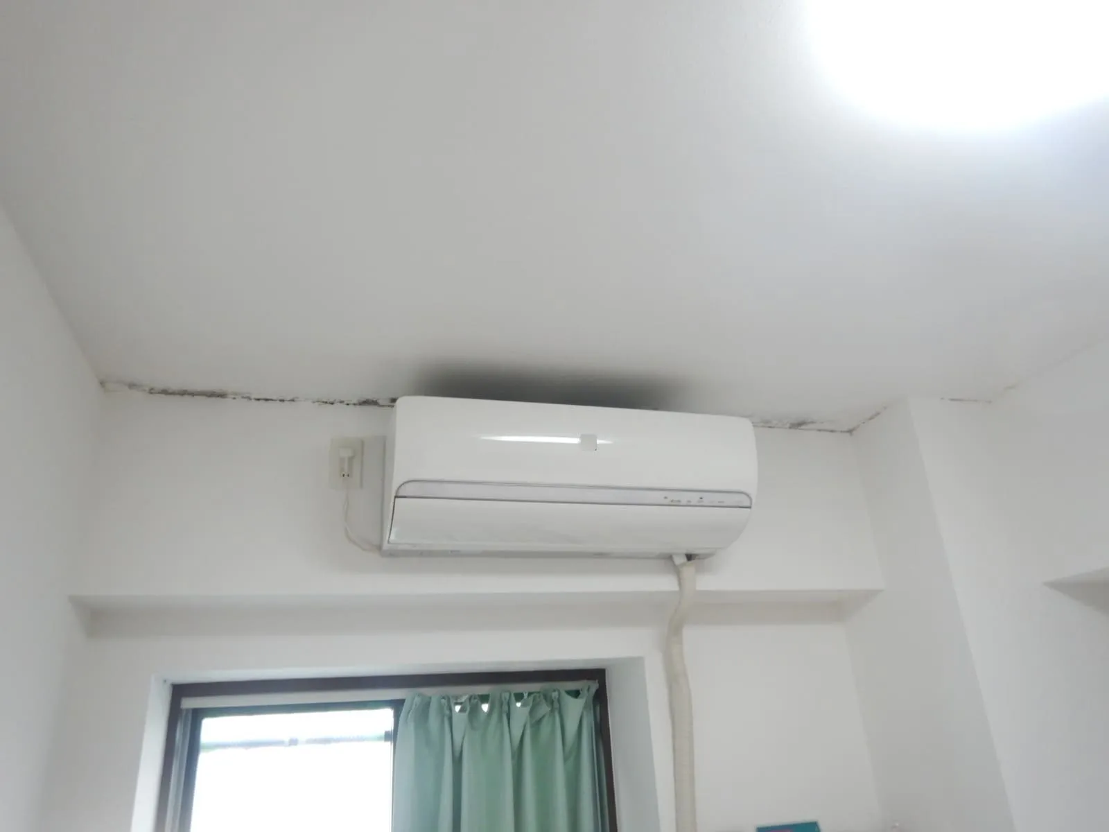 内窓を入れたのに結露が増えた？｜天井・壁で起きる「別の結露」の正体