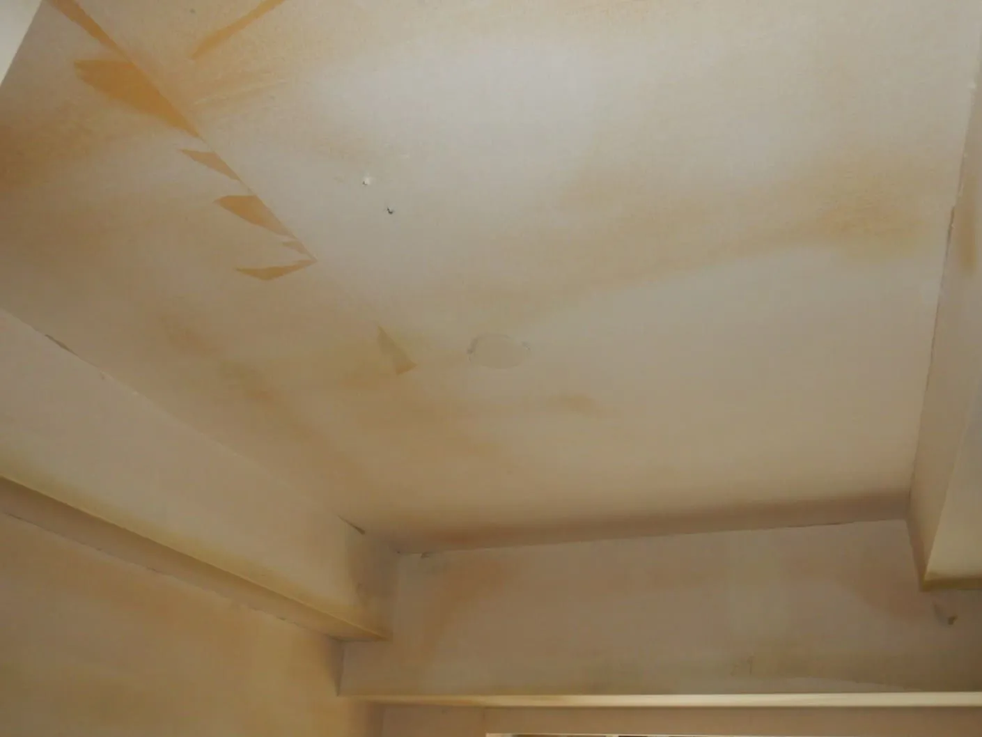 賃貸の「お香臭」対策、軽い判断が一番失敗します