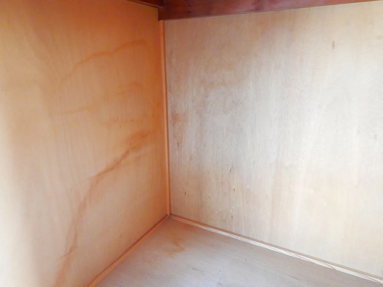 団地の押入れがカビ臭い原因｜防カビ工事が必要になる押入れとは