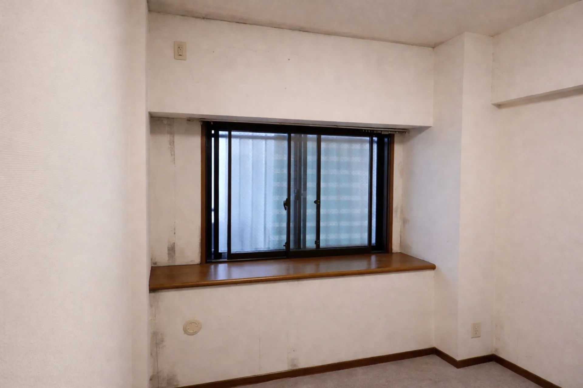 【埼玉】春休みに子供部屋を作る前に｜壁紙張替えと下地カビを考えましょう